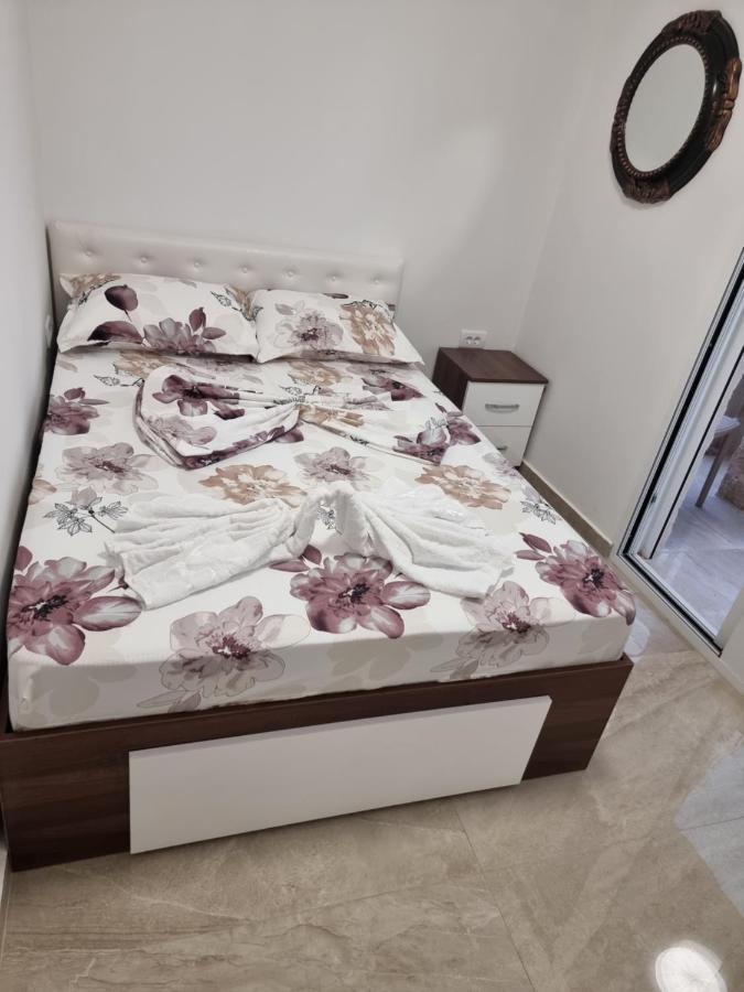 Ebra Lux Apartmani Dobra Voda Exteriör bild