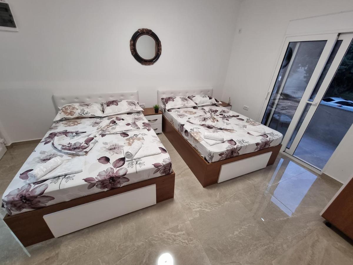 Ebra Lux Apartmani Dobra Voda Exteriör bild