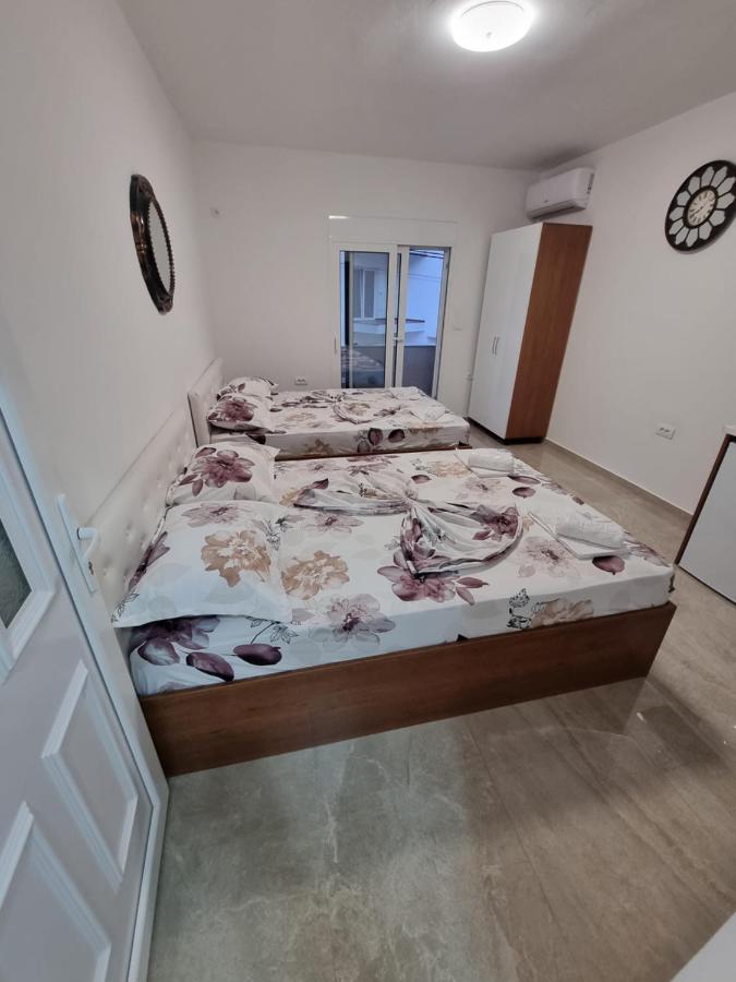 Ebra Lux Apartmani Dobra Voda Exteriör bild