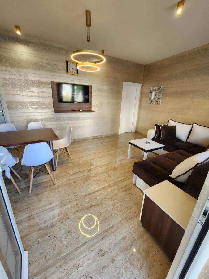 Ebra Lux Apartmani Dobra Voda Exteriör bild